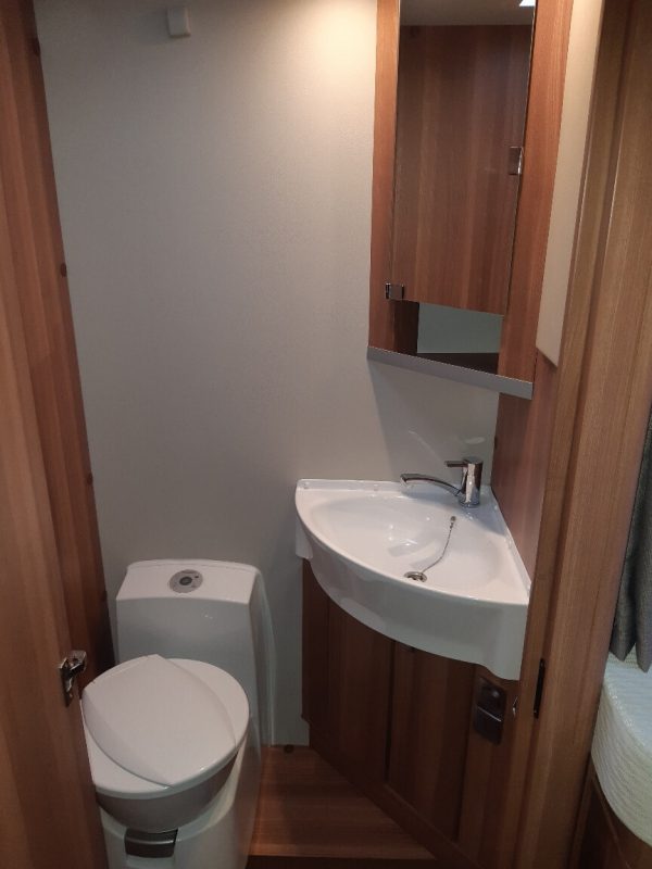 weinsberg 700 meg 2019 14 1 600x800